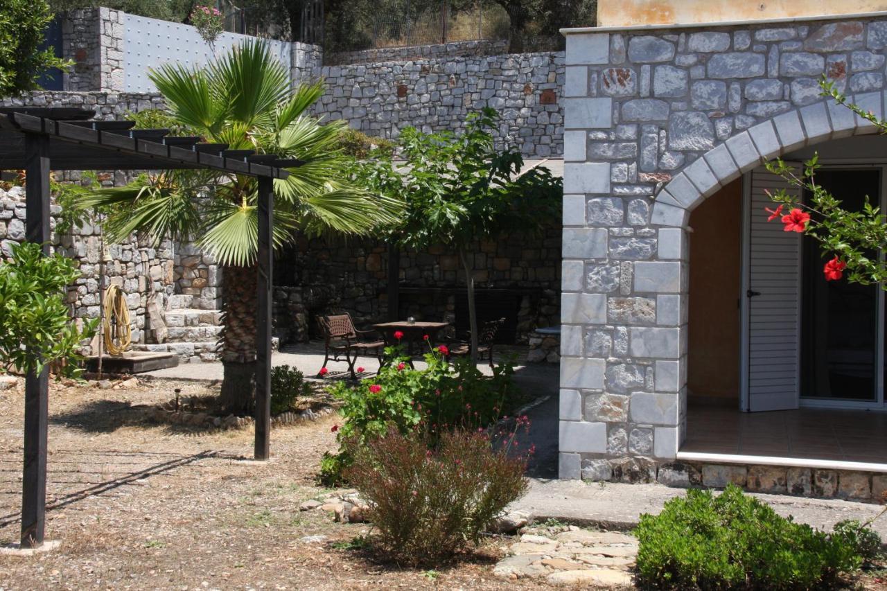 Sea And Mountain View Villa Kalamata Exterior photo