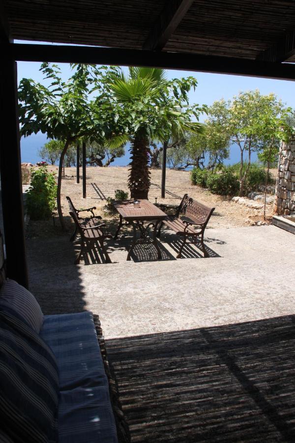 Sea And Mountain View Villa Kalamata Exterior photo