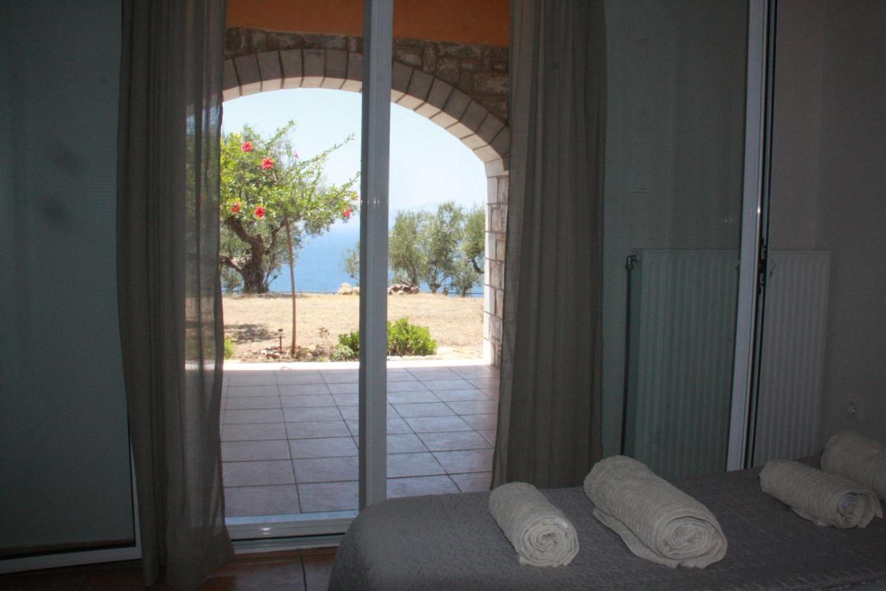 Sea And Mountain View Villa Kalamata Exterior photo